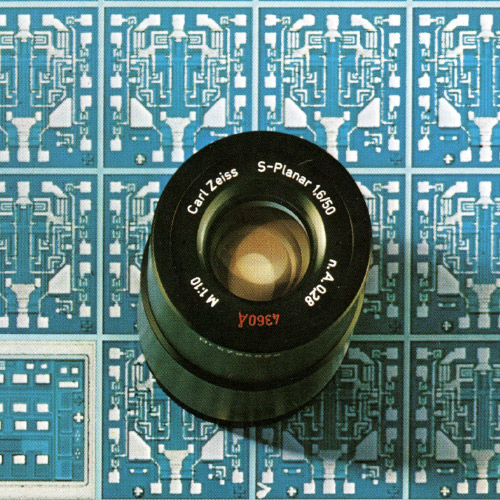Зображення об’єктива ZEISS S-Planar поверх мікроструктур. 