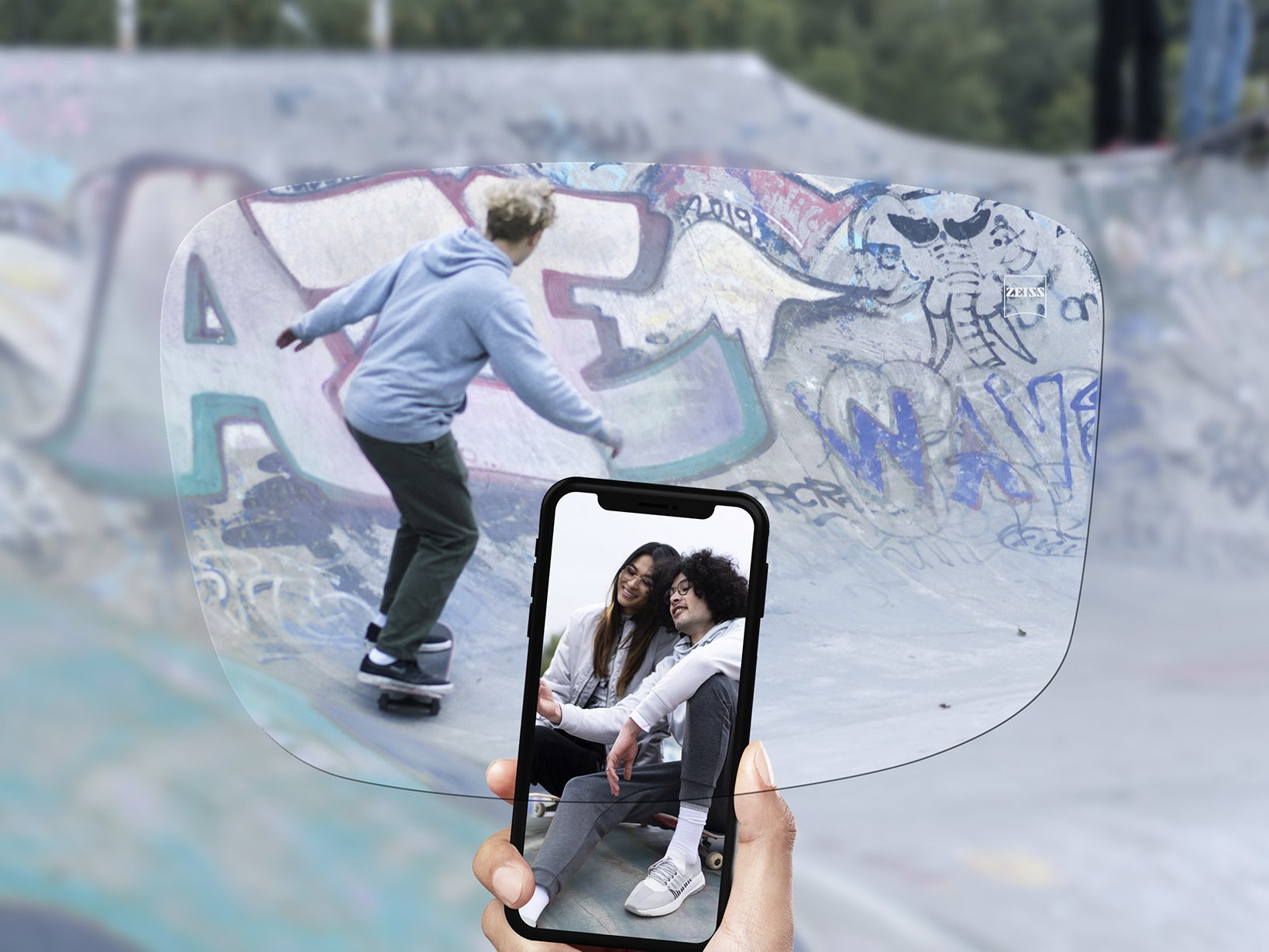 Вид на скейт-парк через монофокальні лінзи ZEISS SmartLife.