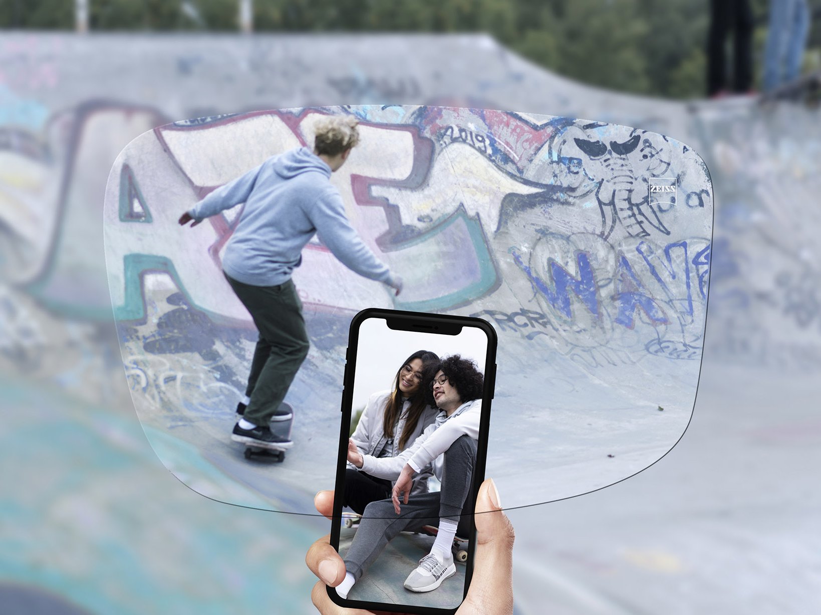 Вид на скейт-парк через монофокальні лінзи ZEISS SmartLife.